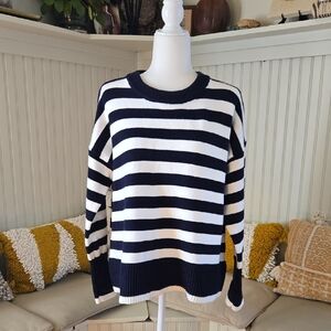 GUC Philosophy Navy/White Sweater Size Large